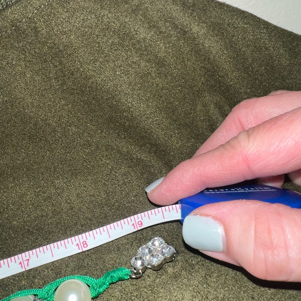 Emerald Green Statement Necklace Like New - image 6